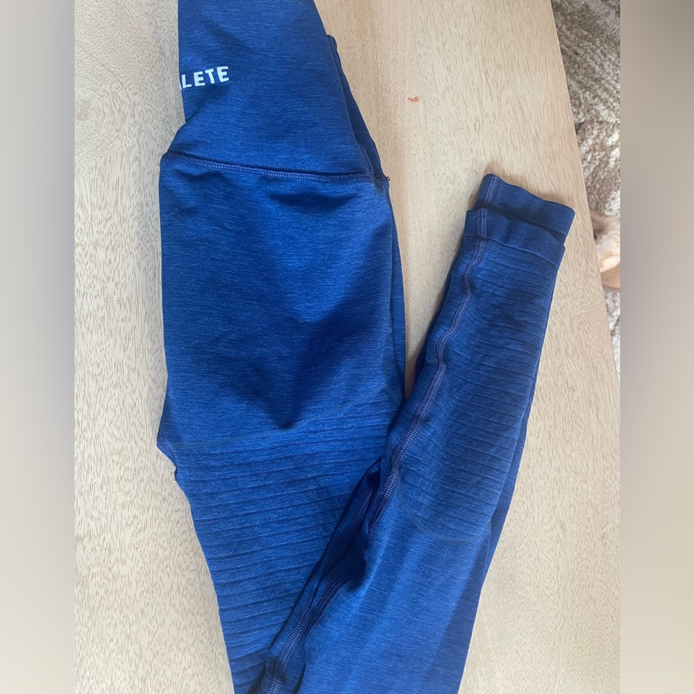 Alphalete revival leggings